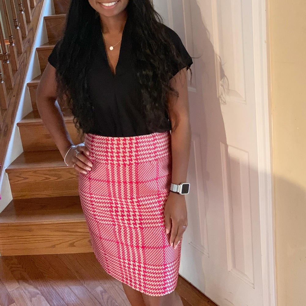 White House Black Market Pink Pencil Skirt Size 0 PM